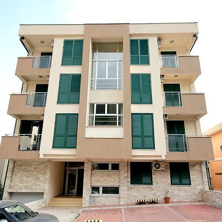 Apartments Draskovic Mirista Petrovac Exteriér fotografie