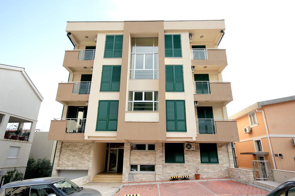 Apartments Draskovic Mirista Petrovac Exteriér fotografie