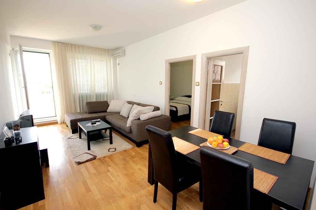 Apartments Draskovic Mirista Petrovac Exteriér fotografie